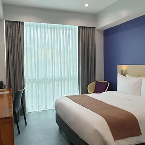 Li Mkt Otel